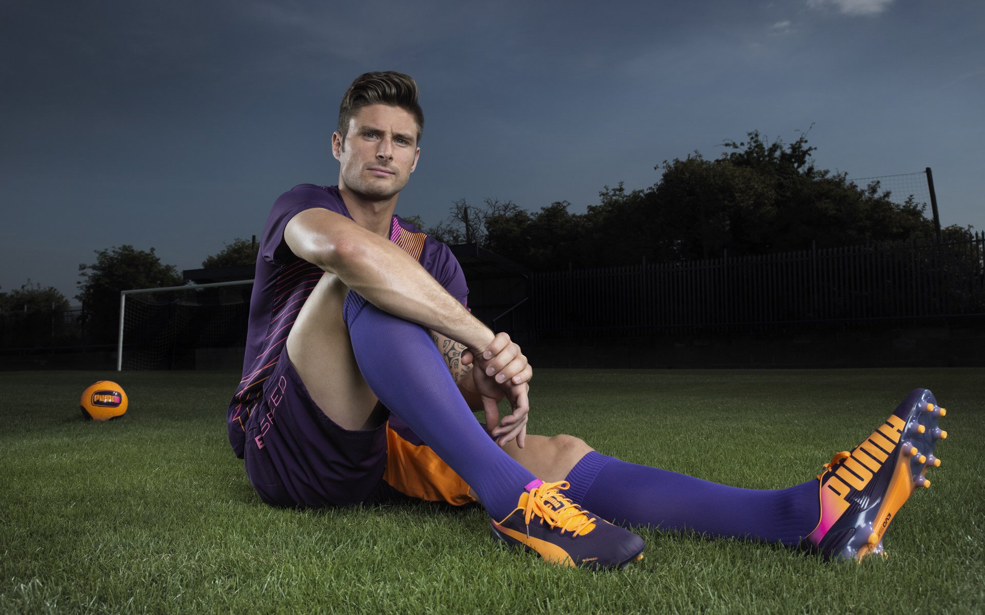 世界杯热身赛表现被看作夺冠风向标，这次世界杯大赛前的热身赛预定完成三项任务